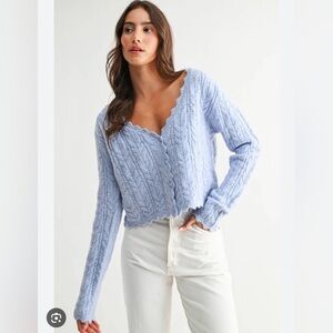 Camellia scallop gem cable knit cardigan size large